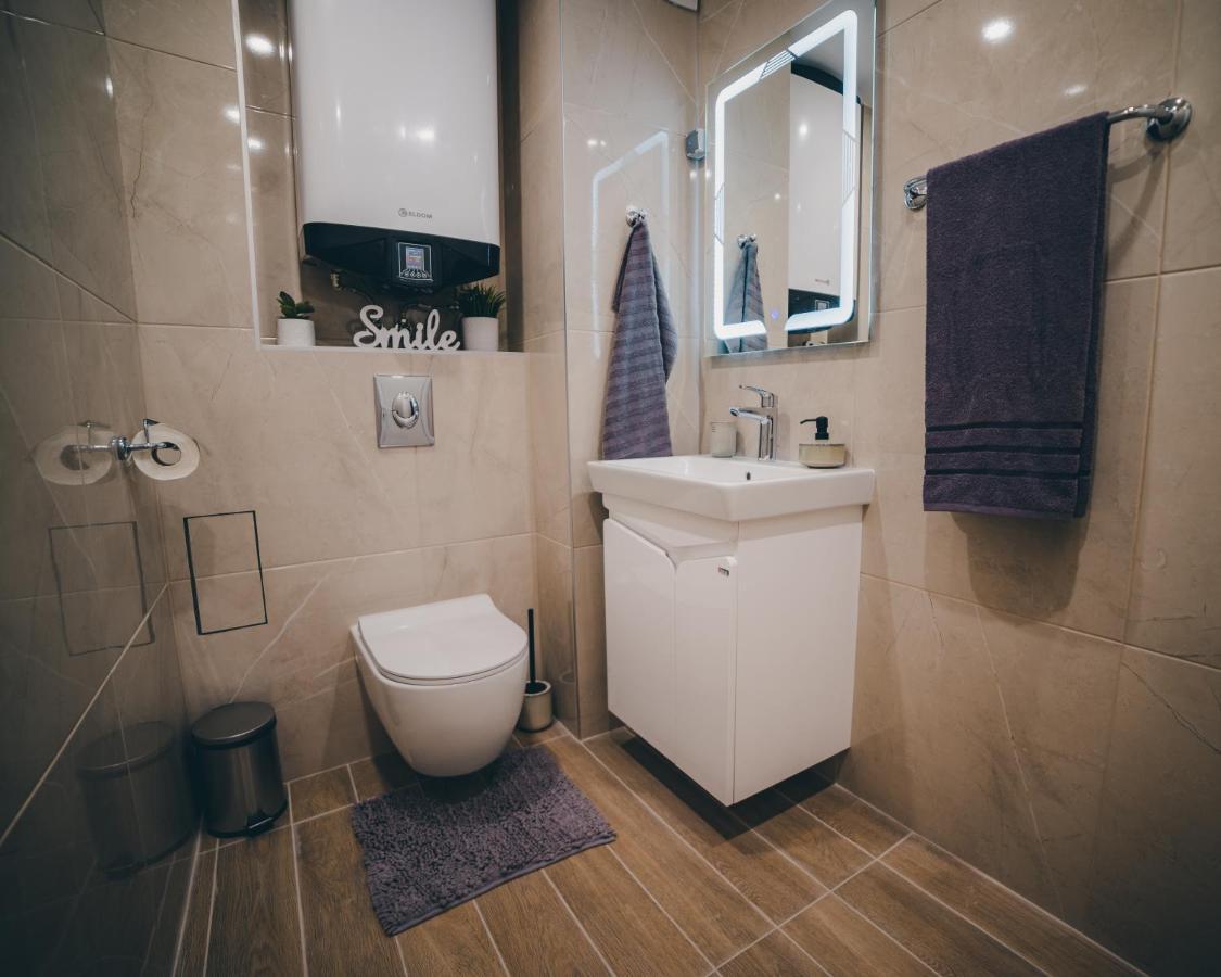 Unbeatable Location: New & Comfy Apartment Варна Екстериор снимка