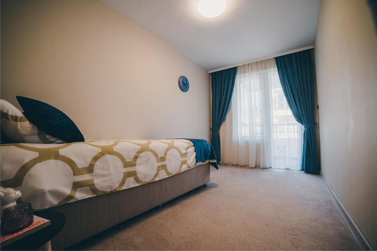 Unbeatable Location: New & Comfy Apartment Варна Екстериор снимка