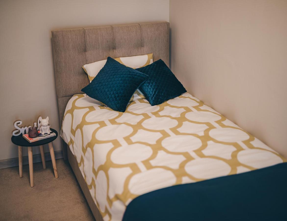 Unbeatable Location: New & Comfy Apartment Варна Екстериор снимка